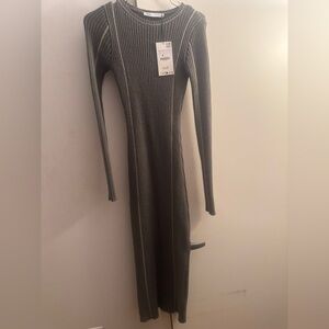 Zara Long Sleeve Gray Knit Dress